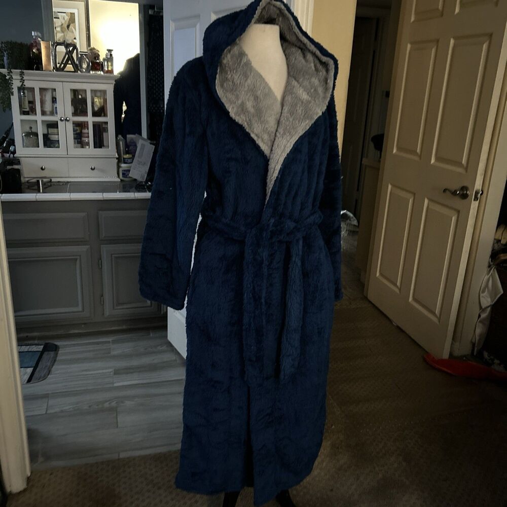 Warm And Cozy Robe W Hood
